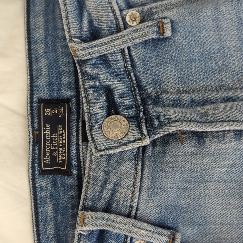 Pants 👖 - Picture 3 of 6